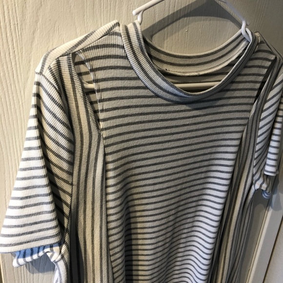 SUMMER DRESS WITH CUTOUTS - Picture 3 of 4